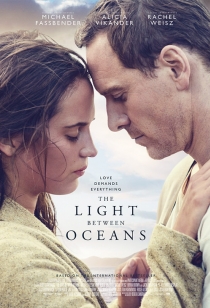 La Luz entre los Océanos