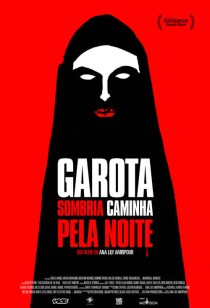 Garota Sombria Caminha pela Noite
