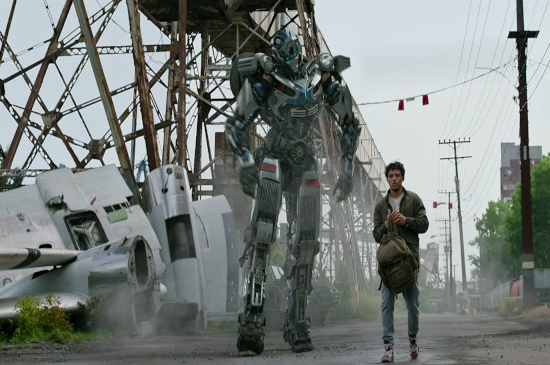 Transformers: O Despertar das Feras corrige erros da saga e indica